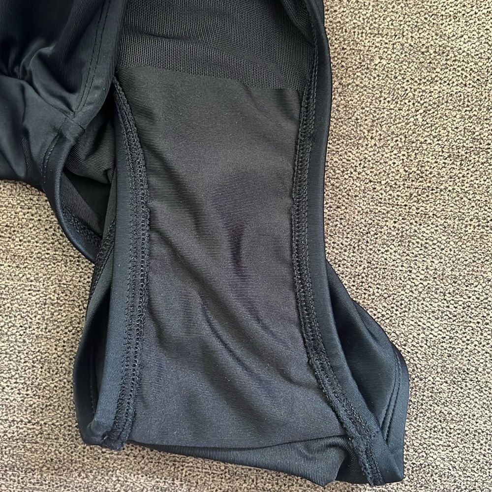 New DKNY Halter One-Piece Swimsuit Size Large in Black - Picture 9 of 11